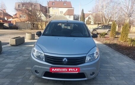 Renault Sandero I, 2012 год, 639 000 рублей, 2 фотография
