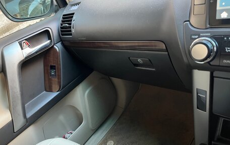 Toyota Land Cruiser Prado 150 рестайлинг 2, 2012 год, 3 550 000 рублей, 9 фотография