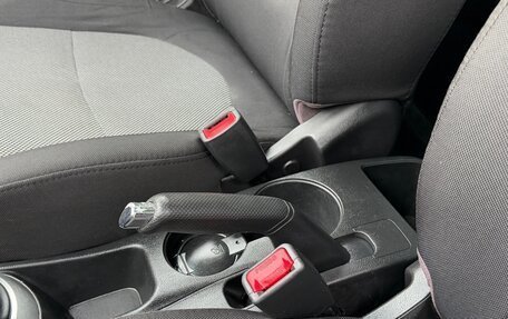 Hyundai Solaris II рестайлинг, 2013 год, 600 000 рублей, 20 фотография