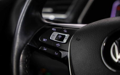 Volkswagen Tiguan II, 2019 год, 2 989 000 рублей, 13 фотография