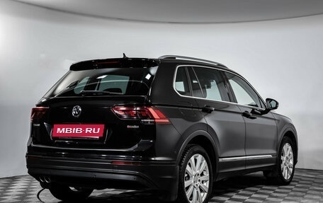 Volkswagen Tiguan II, 2019 год, 2 989 000 рублей, 5 фотография