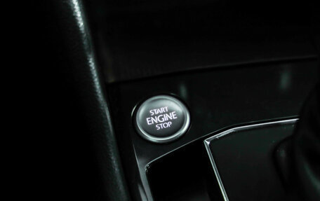 Volkswagen Tiguan II, 2019 год, 2 989 000 рублей, 17 фотография