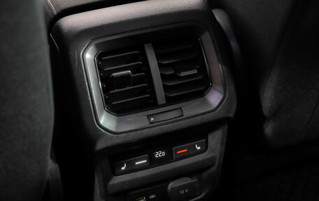 Volkswagen Tiguan II, 2019 год, 2 989 000 рублей, 31 фотография