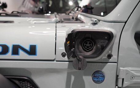 Jeep Wrangler, 2023 год, 7 450 000 рублей, 9 фотография