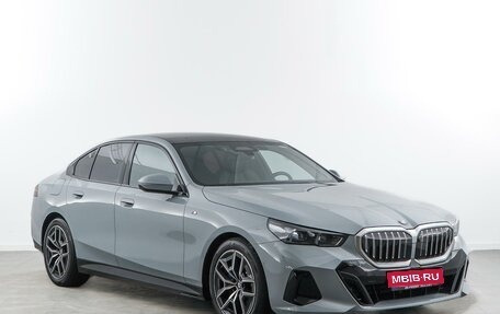 BMW 5 серия, 2025 год, 8 298 999 рублей, 1 фотография