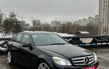 Mercedes-Benz C-Класс, 2010 год, 1 350 000 рублей, 1 фотография