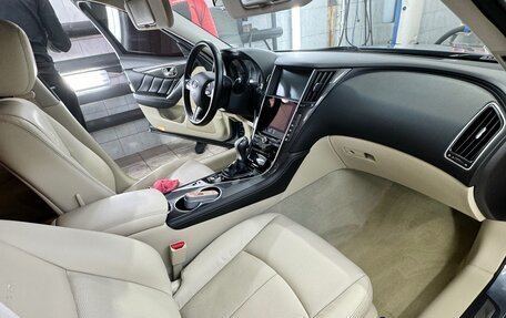 Infiniti Q50 I рестайлинг, 2014 год, 1 420 000 рублей, 13 фотография