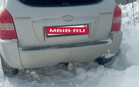 Hyundai Tucson III, 2005 год, 650 000 рублей, 6 фотография