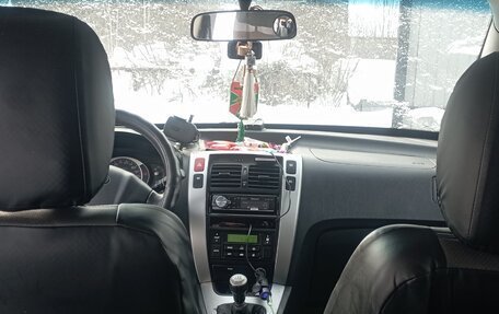 Hyundai Tucson III, 2005 год, 650 000 рублей, 21 фотография