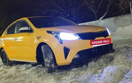 KIA Rio IV, 2021 год, 1 300 000 рублей, 3 фотография