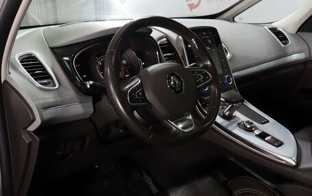 Renault Espace V рестайлинг, 2016 год, 1 639 000 рублей, 9 фотография