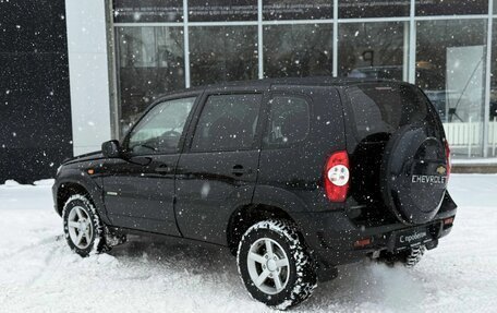 Chevrolet Niva I рестайлинг, 2011 год, 366 000 рублей, 3 фотография