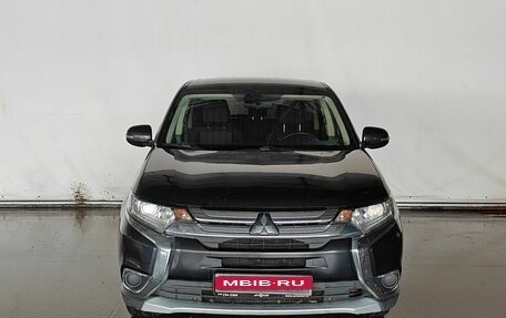 Mitsubishi Outlander III рестайлинг 3, 2018 год, 1 690 000 рублей, 2 фотография