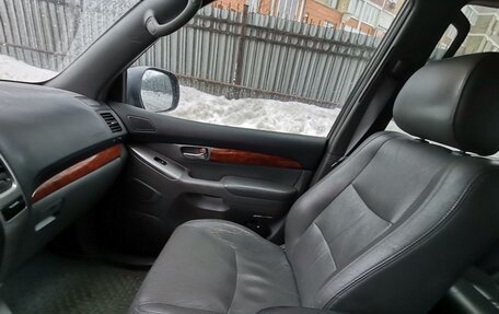 Toyota Land Cruiser Prado 120 рестайлинг, 2006 год, 1 710 000 рублей, 5 фотография