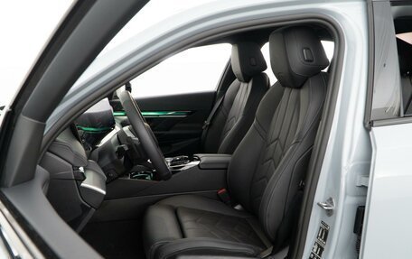 BMW 5 серия, 2025 год, 8 298 999 рублей, 10 фотография