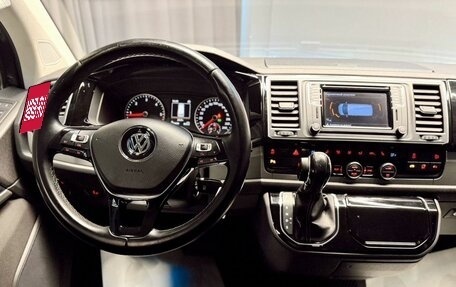 Volkswagen Multivan T6 рестайлинг, 2018 год, 3 990 000 рублей, 11 фотография