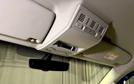 Volkswagen Multivan T6 рестайлинг, 2018 год, 3 990 000 рублей, 23 фотография