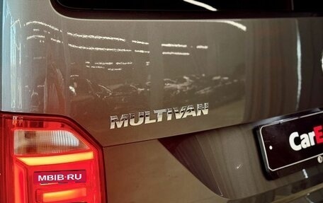 Volkswagen Multivan T6 рестайлинг, 2018 год, 3 990 000 рублей, 26 фотография