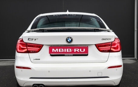 BMW 3 серия, 2018 год, 2 660 000 рублей, 5 фотография