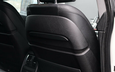 BMW 3 серия, 2018 год, 2 660 000 рублей, 11 фотография