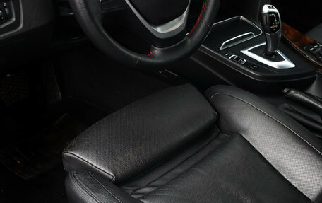 BMW 3 серия, 2018 год, 2 660 000 рублей, 17 фотография