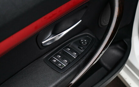 BMW 3 серия, 2018 год, 2 660 000 рублей, 20 фотография