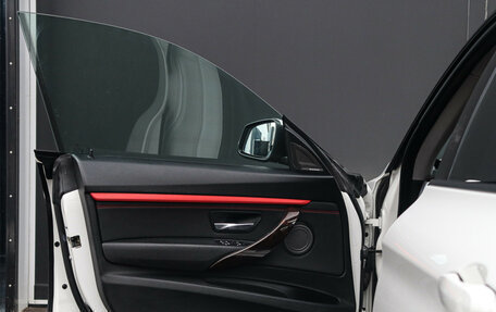 BMW 3 серия, 2018 год, 2 660 000 рублей, 21 фотография