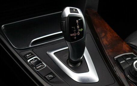 BMW 3 серия, 2018 год, 2 660 000 рублей, 23 фотография