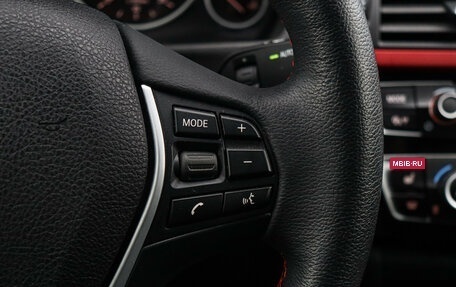 BMW 3 серия, 2018 год, 2 660 000 рублей, 29 фотография