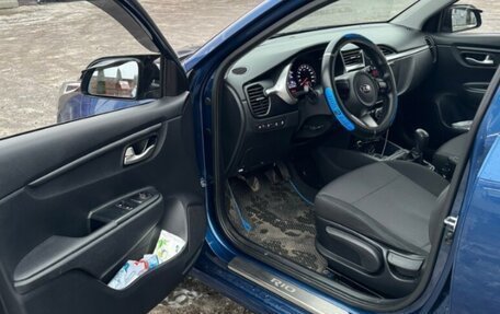 KIA Rio IV, 2021 год, 1 200 000 рублей, 5 фотография