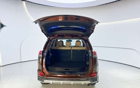 Toyota RAV4, 2019 год, 1 793 000 рублей, 4 фотография