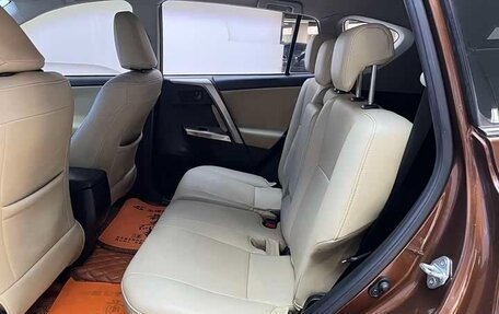 Toyota RAV4, 2019 год, 1 793 000 рублей, 12 фотография