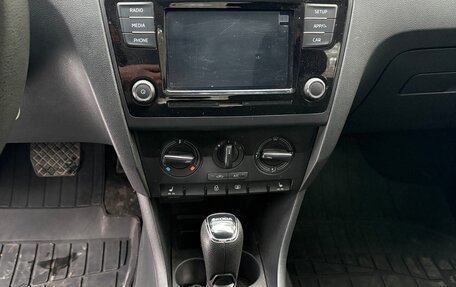 Skoda Rapid I, 2018 год, 1 400 000 рублей, 10 фотография