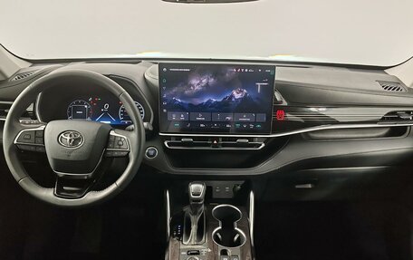 Toyota Highlander, 2025 год, 6 150 000 рублей, 13 фотография