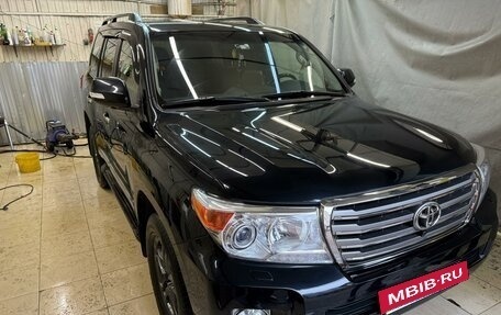 Toyota Land Cruiser 200, 2012 год, 4 600 000 рублей, 6 фотография