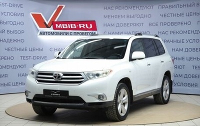 Toyota Highlander III, 2012 год, 2 090 000 рублей, 1 фотография