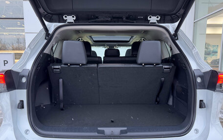 Toyota Highlander, 2025 год, 5 800 000 рублей, 26 фотография