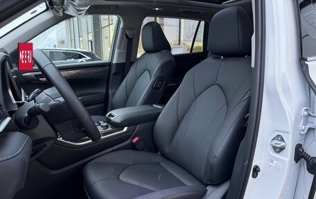 Toyota Highlander, 2025 год, 5 800 000 рублей, 22 фотография