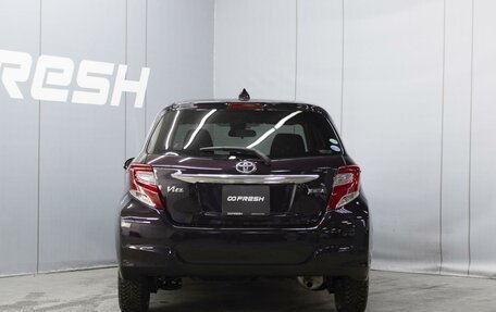 Toyota Vitz, 2016 год, 990 000 рублей, 4 фотография