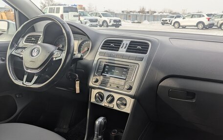 Volkswagen Polo VI (EU Market), 2016 год, 1 100 000 рублей, 12 фотография