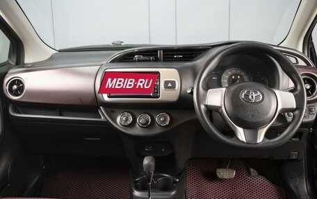 Toyota Vitz, 2016 год, 990 000 рублей, 5 фотография