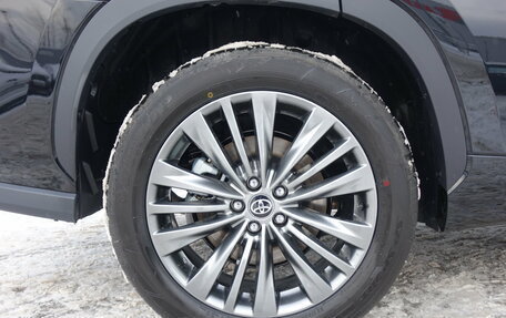 Toyota Highlander, 2025 год, 5 850 000 рублей, 24 фотография