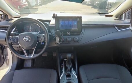 Toyota Corolla, 2022 год, 1 350 000 рублей, 10 фотография