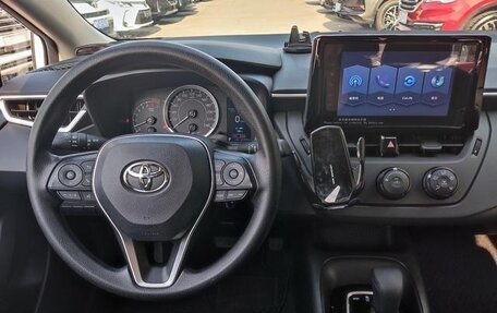 Toyota Corolla, 2022 год, 1 350 000 рублей, 11 фотография