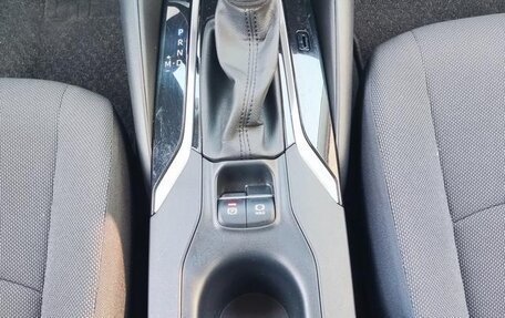 Toyota Corolla, 2022 год, 1 350 000 рублей, 15 фотография