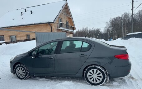 Peugeot 408 I рестайлинг, 2013 год, 650 000 рублей, 3 фотография