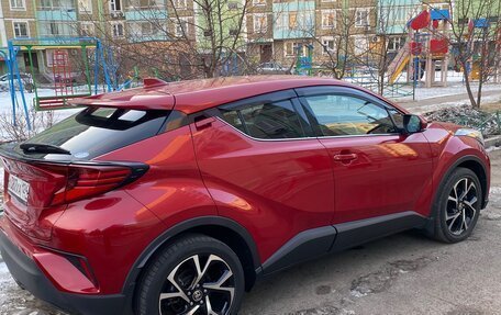 Toyota C-HR I рестайлинг, 2020 год, 2 348 000 рублей, 3 фотография