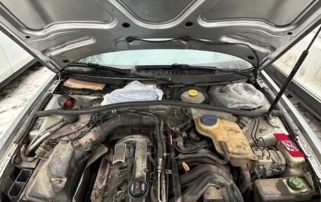 Audi A4, 1998 год, 120 000 рублей, 10 фотография