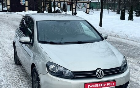 Volkswagen Golf VI, 2011 год, 590 000 рублей, 2 фотография
