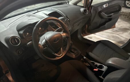 Ford Fiesta, 2016 год, 870 000 рублей, 12 фотография